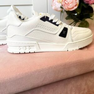 Sneakers Trainer- Louis Vuitton