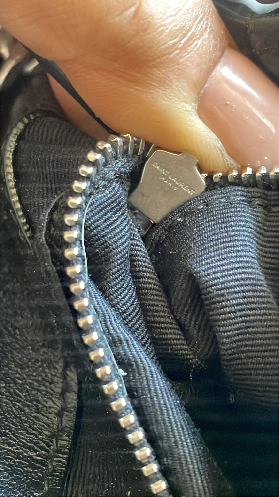 Borsa Lou Lou media- Yves Saint Laurent - immagine 17