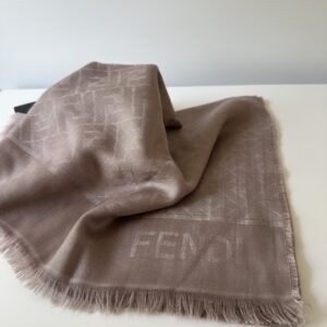 Stola color rosa antico  - Fendi